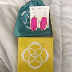 Kendra Scott earnings